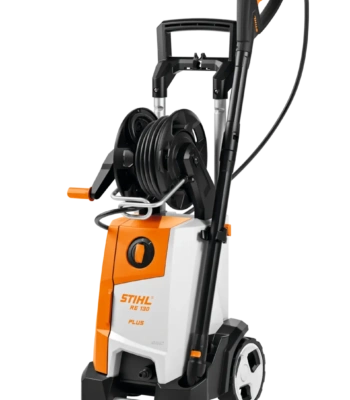 RE 130 PLUS, en RA 110